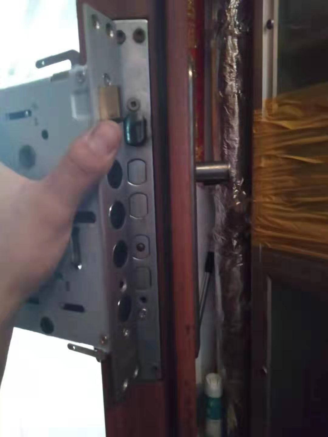 泰安马庄保险柜开锁价格与服务解析 老兵锁具的专业之道